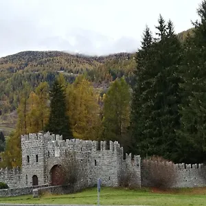 Un Nido Nella Torre Del Castello Appartamento Ponte Di Legno